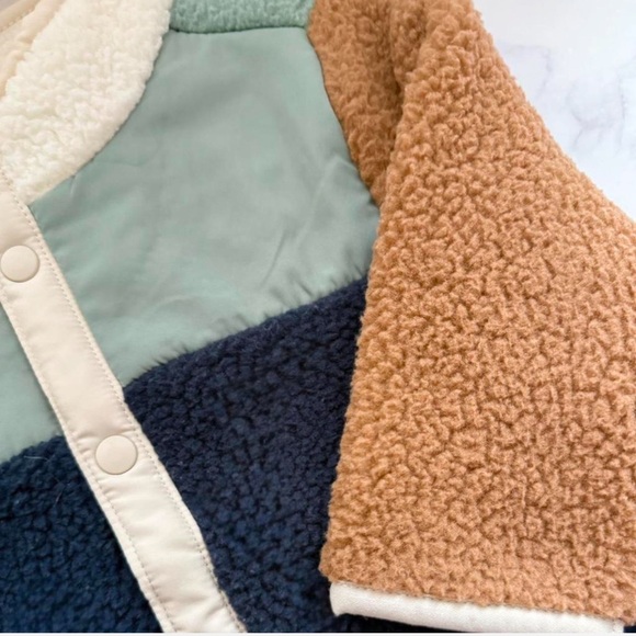 Colorblock Sherpa Jacket - Picture 5 of 5